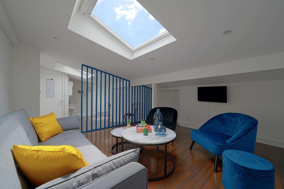Magnifique Appartement A Pied Du Chateau Versailles Exterior photo